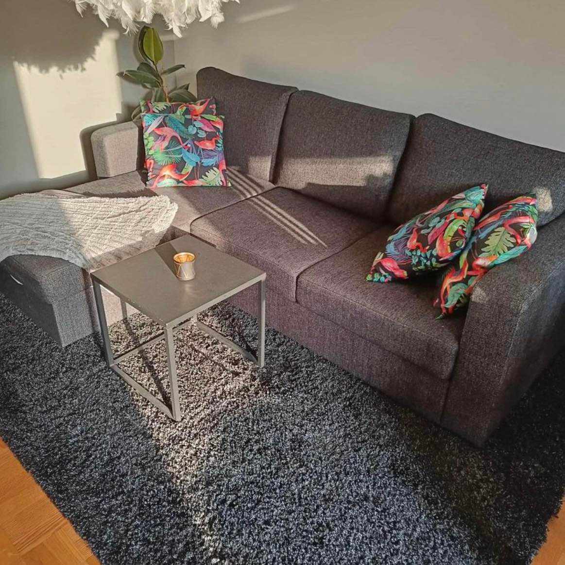 Sofa delivery Tiptapp