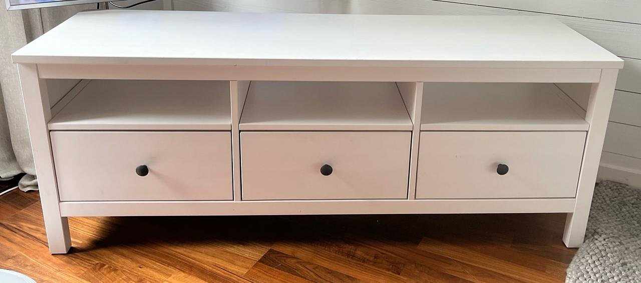 image of Hemnes tvbänk/byrå - 