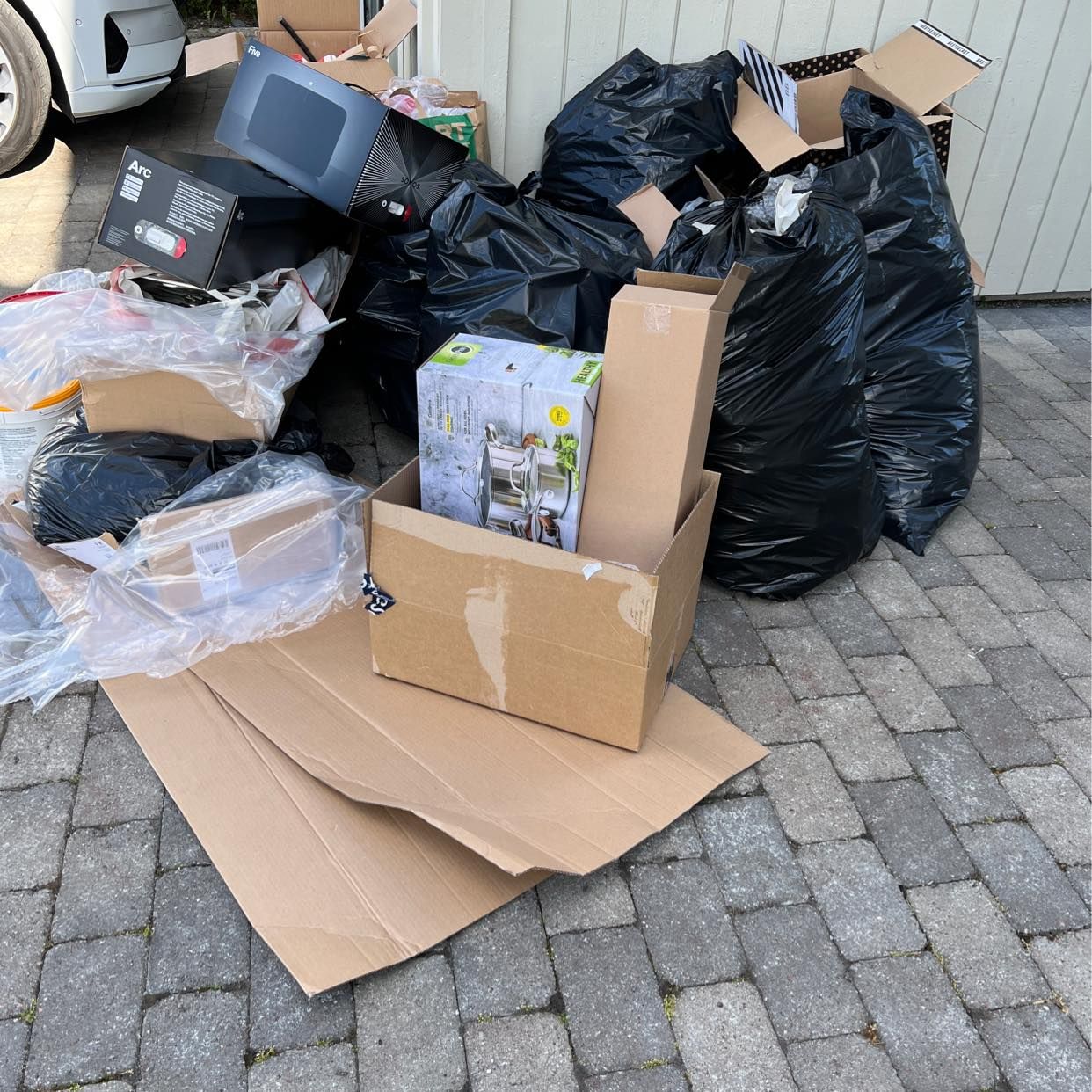 image of Hämta lite skräp - Kungsängen