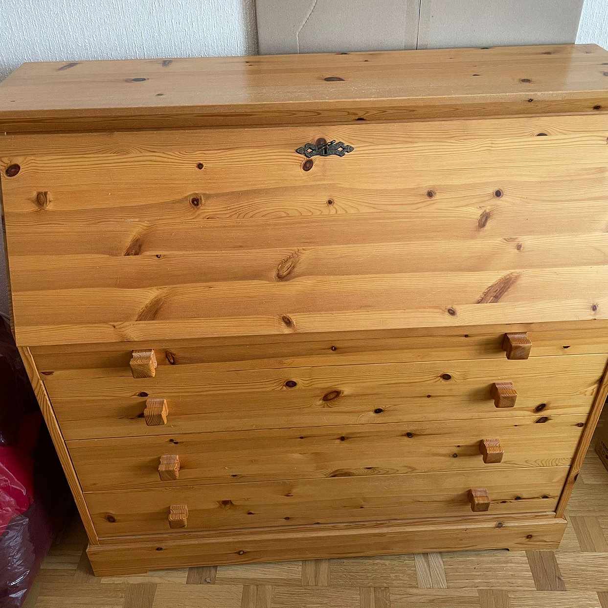 image of FREE solid wood table - Järfälla