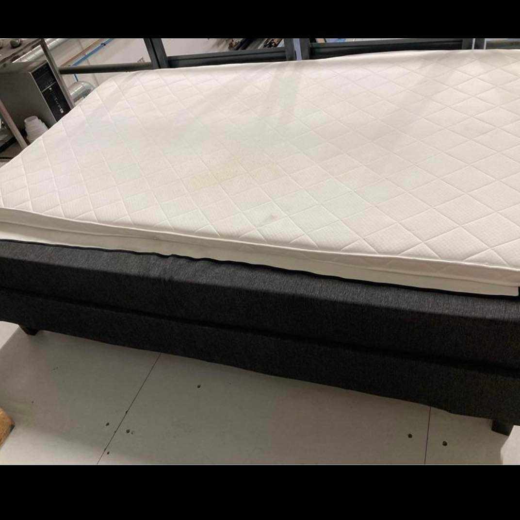 image of Säng 140cm x 2m - 