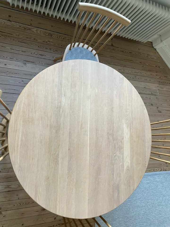 image of Matbord Nordik + 4 pinnst - 