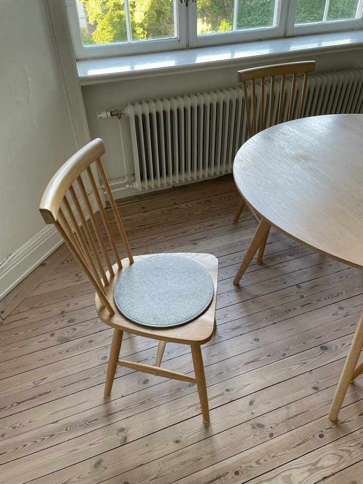 image of Matbord Nordik + 4 pinnst - 