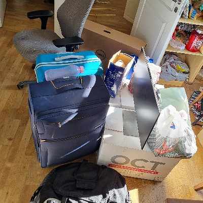 image of I need to move my luggage - 