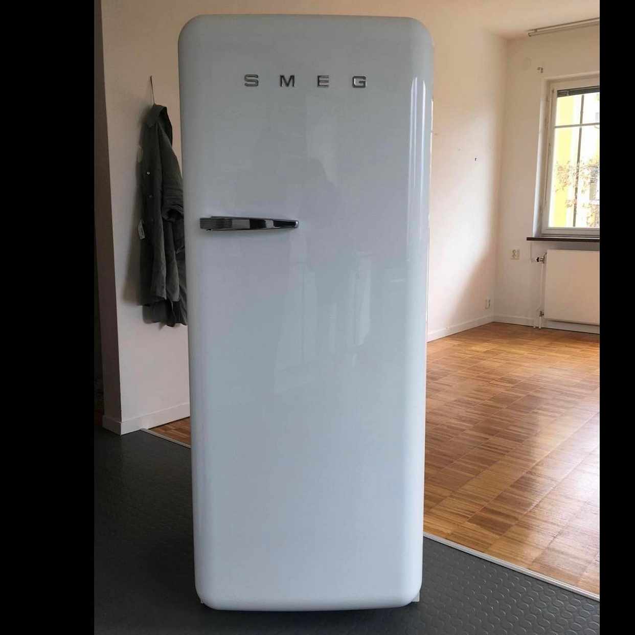 image of Need help to move fridge - 