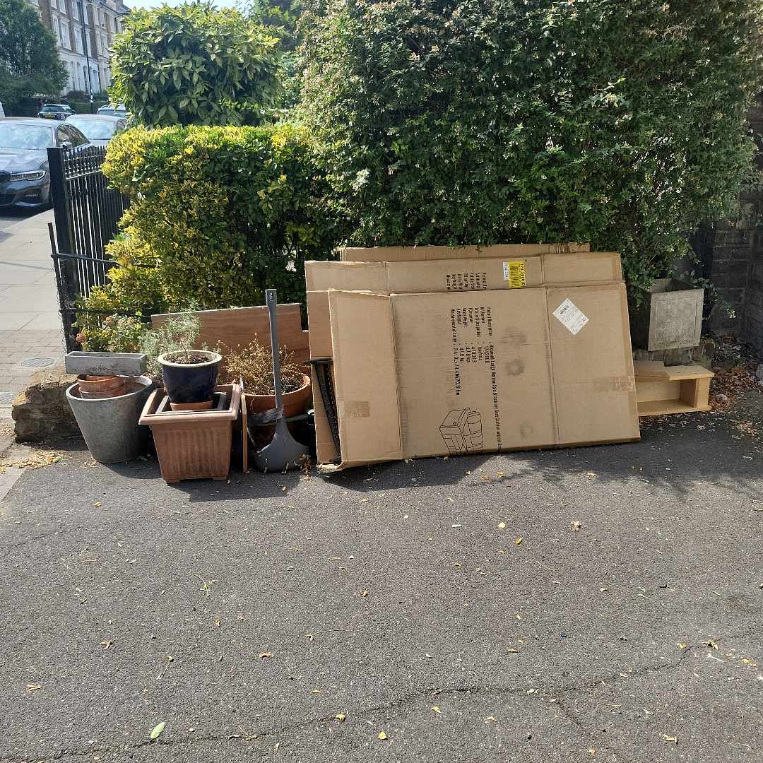 Plant pots packing boxes London Tiptapp