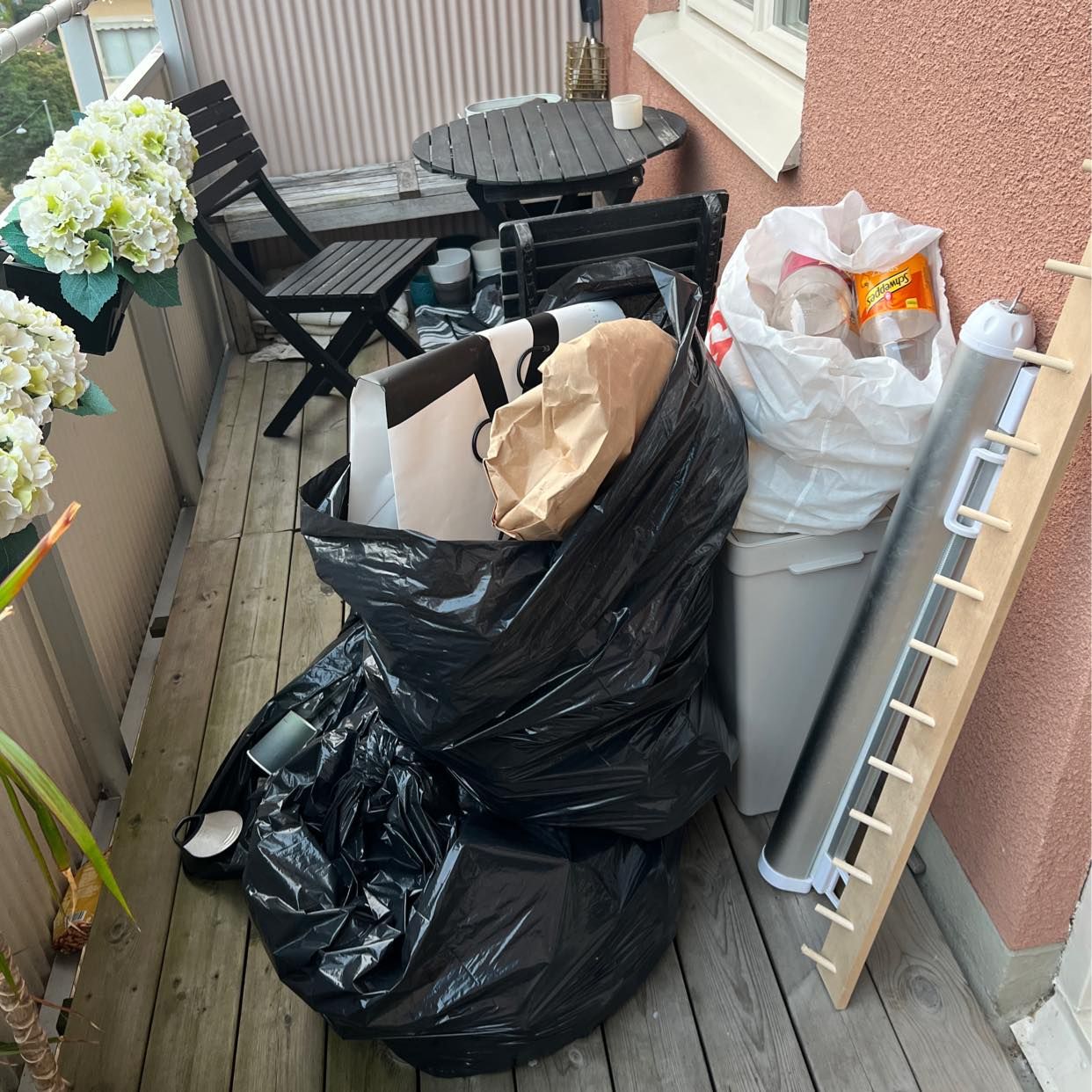 image of Bländat skräp till tippen - Stockholm City
