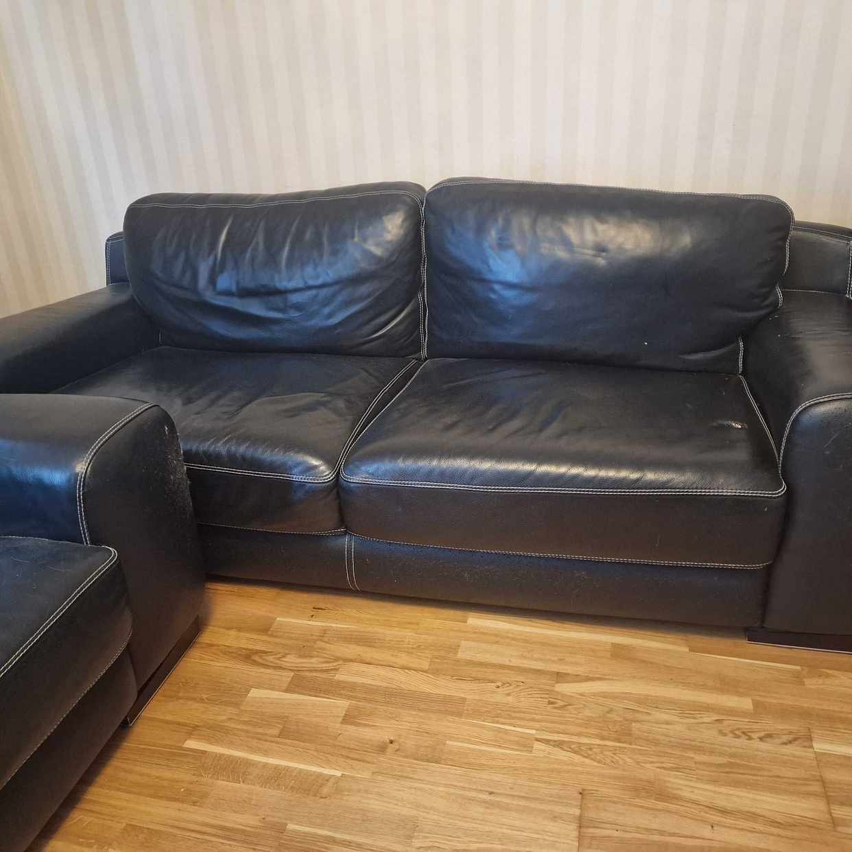 image of Två sits sofa & en fåtölj - Skogås