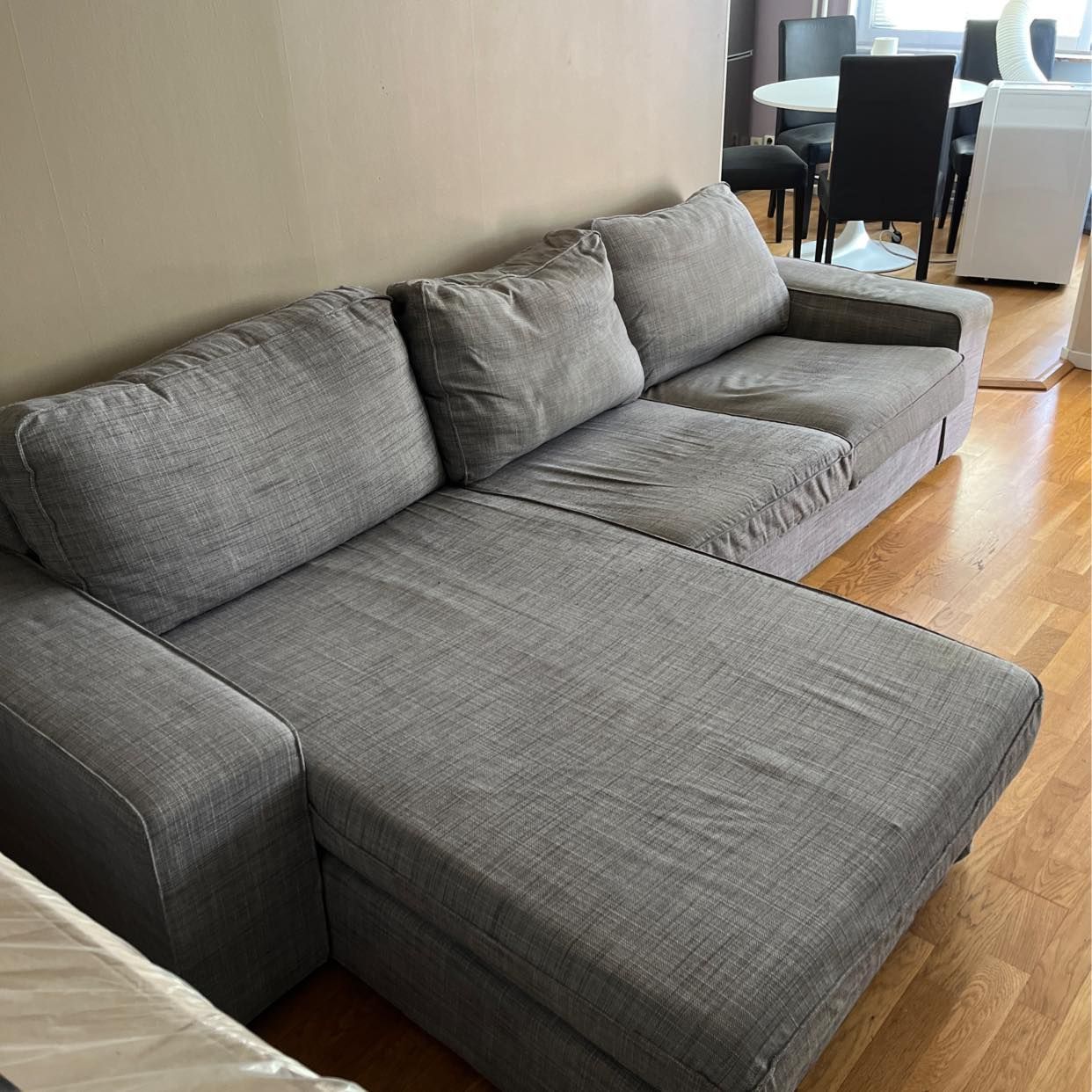 image of Återvinna soffa - Sundbyberg