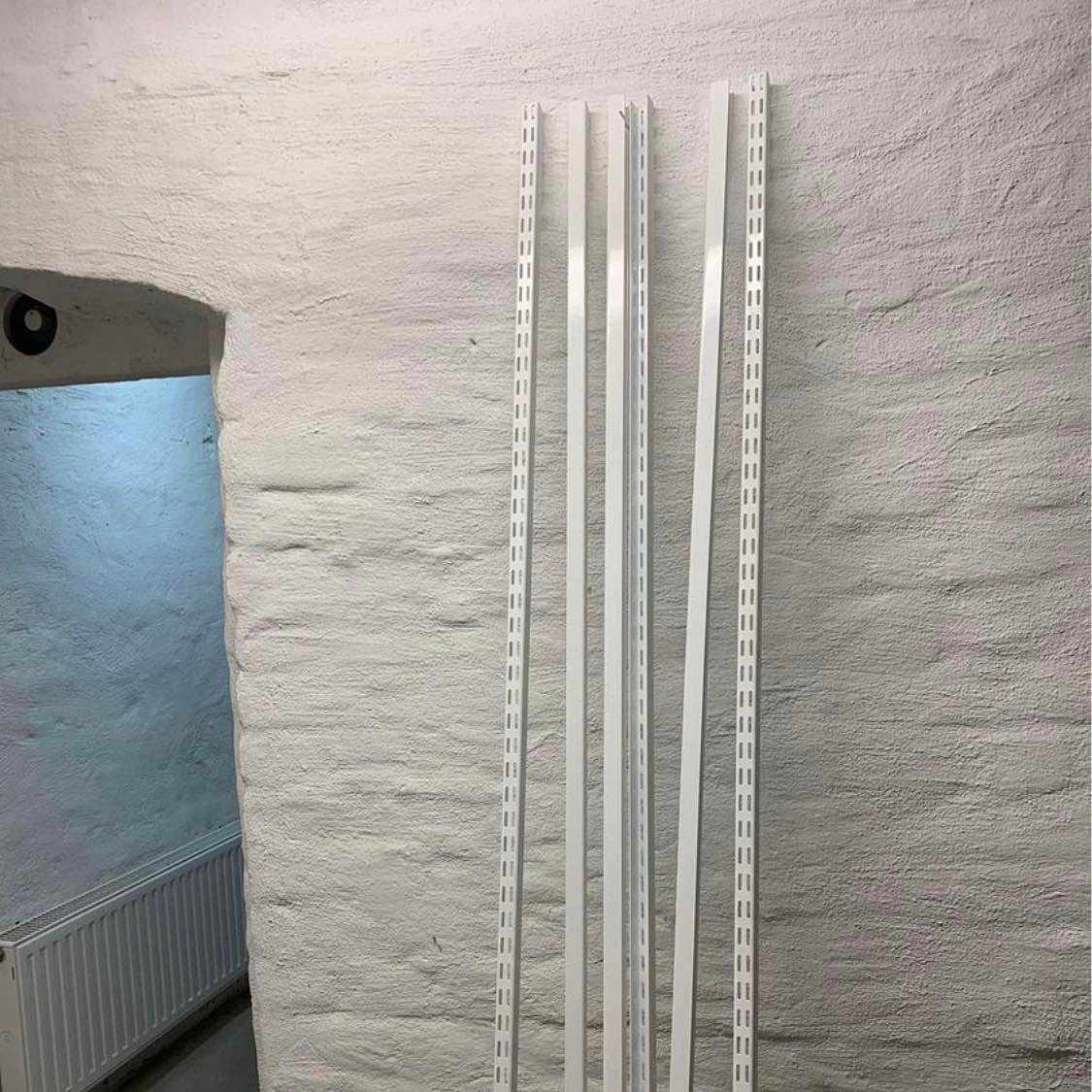 image of Skenor till hylla 230cm - 