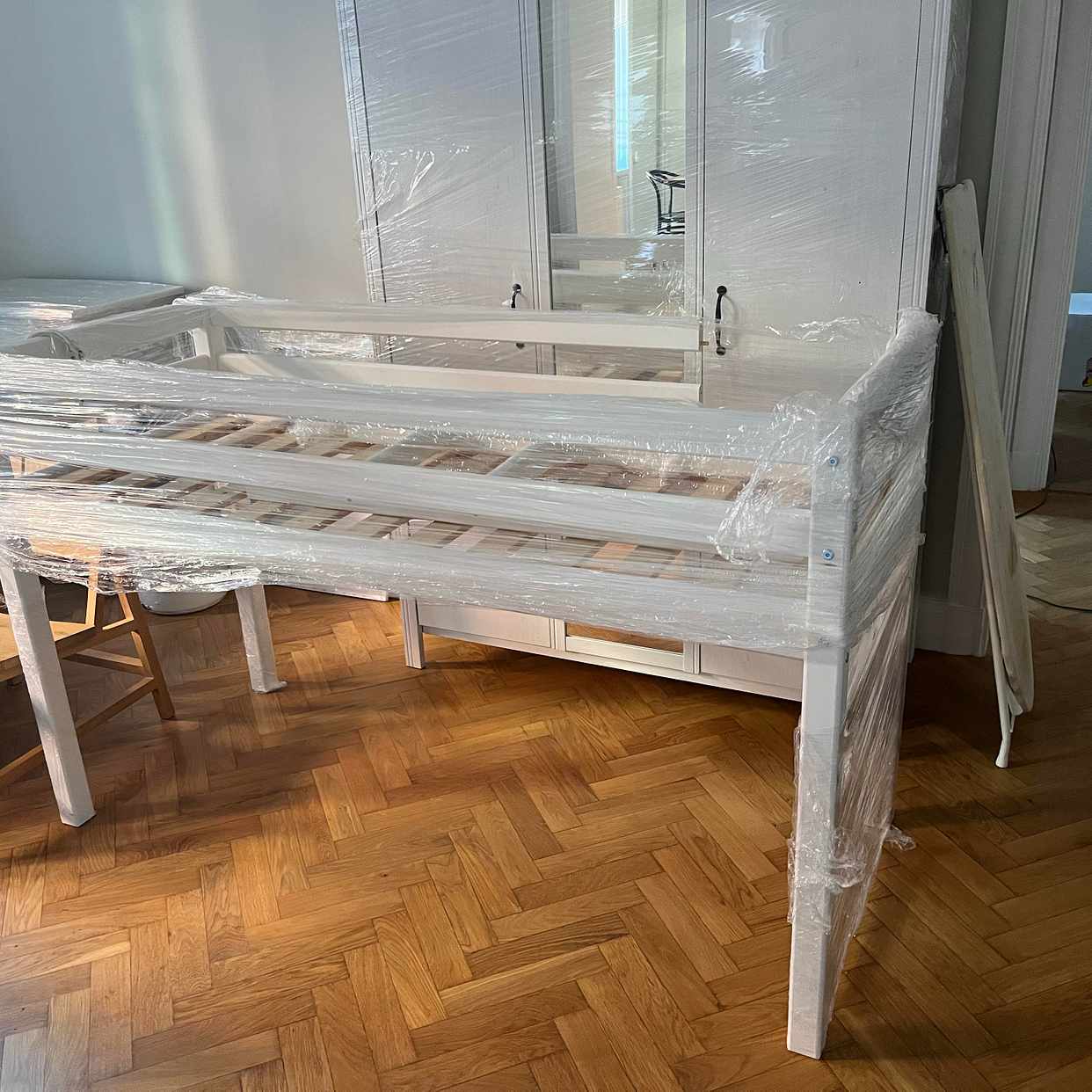 image of Hämta juniorsäng - Stockholm