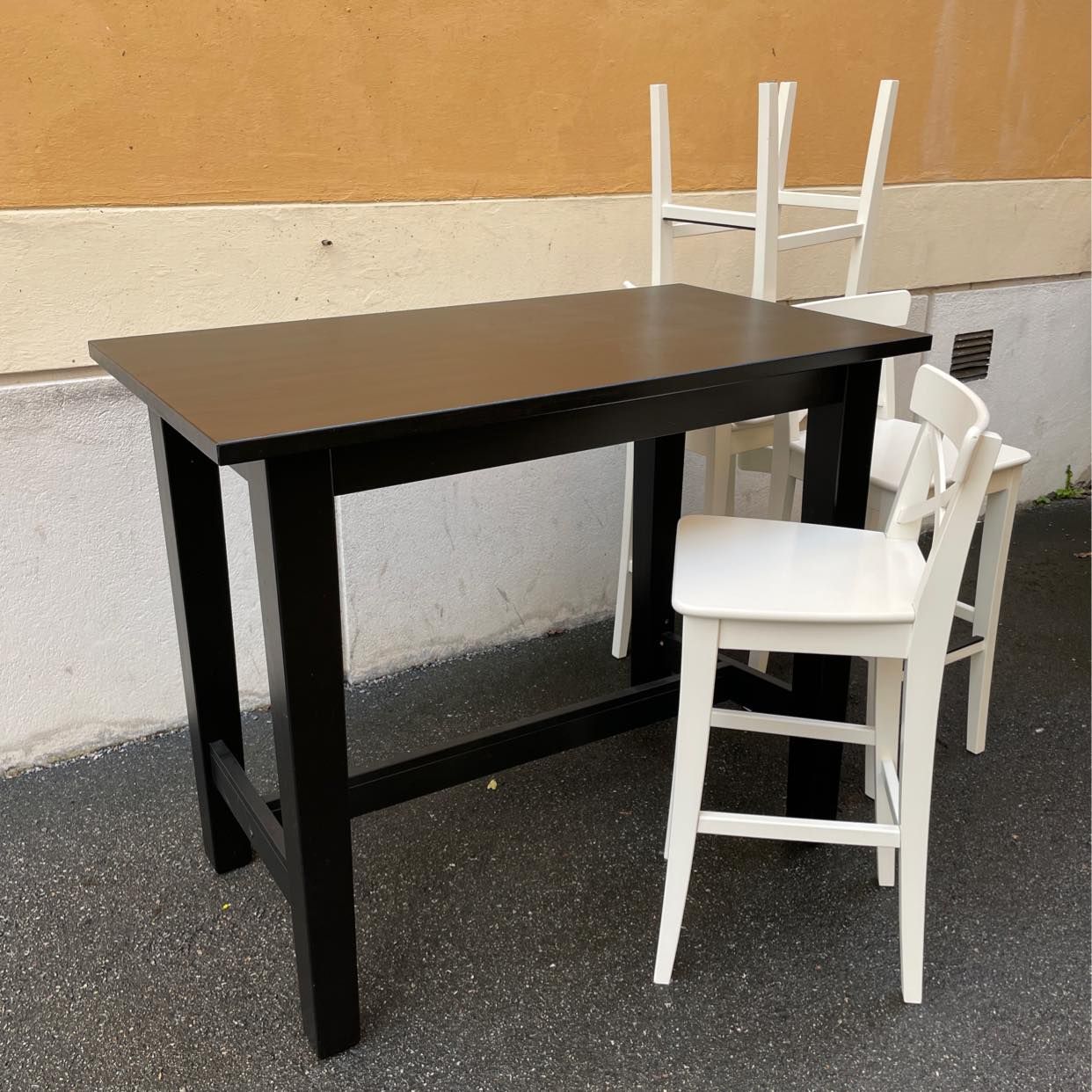image of Barbord med 4 stolar - Uppsala