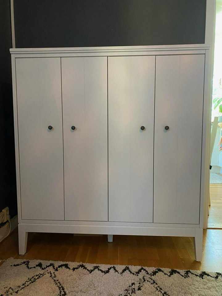 image of Ikea IDANÄS skåp med vikd - 