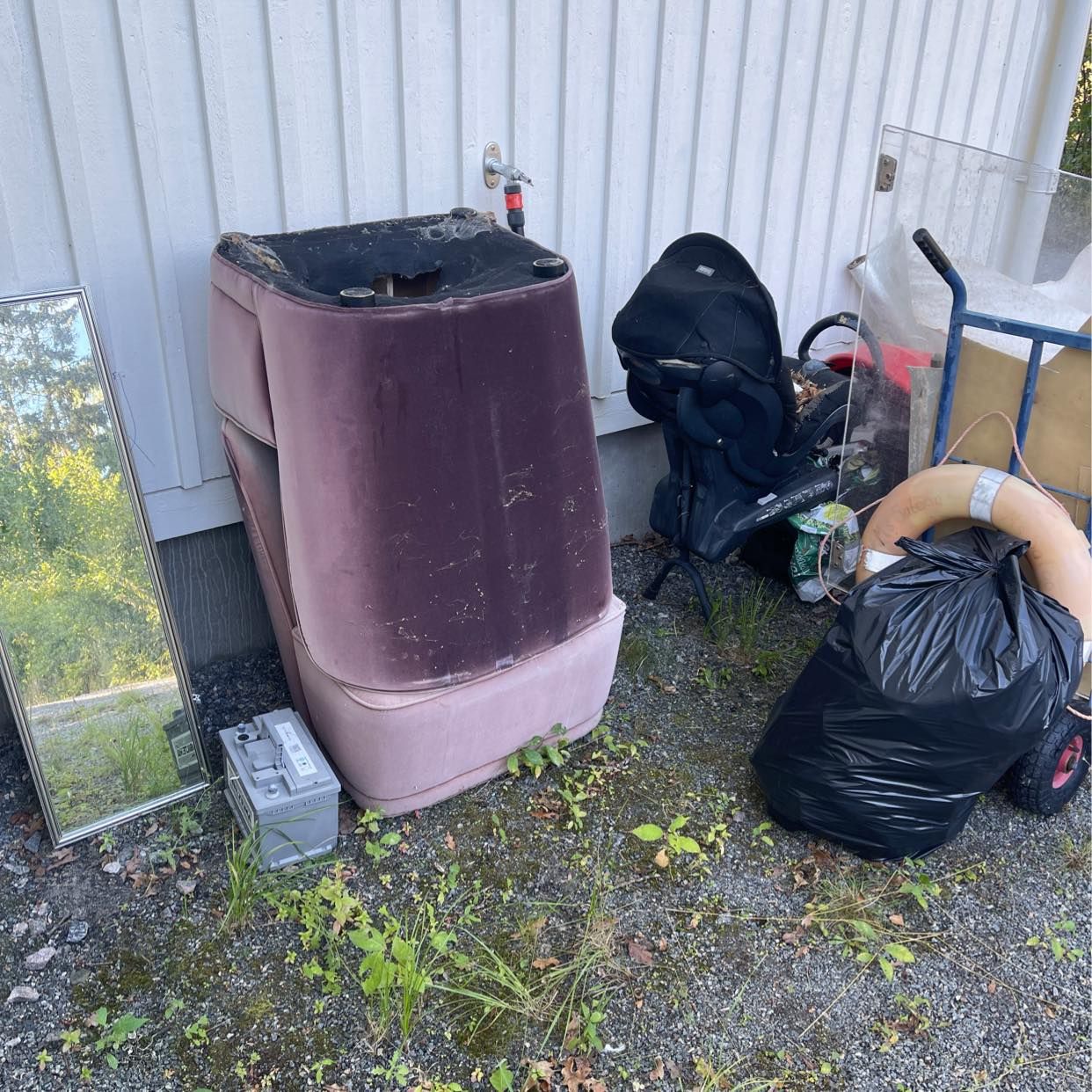 image of Bortforsling till åvc - Värmdö