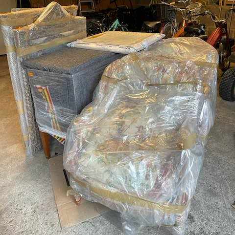 Flytta möbler - - Tiptapp