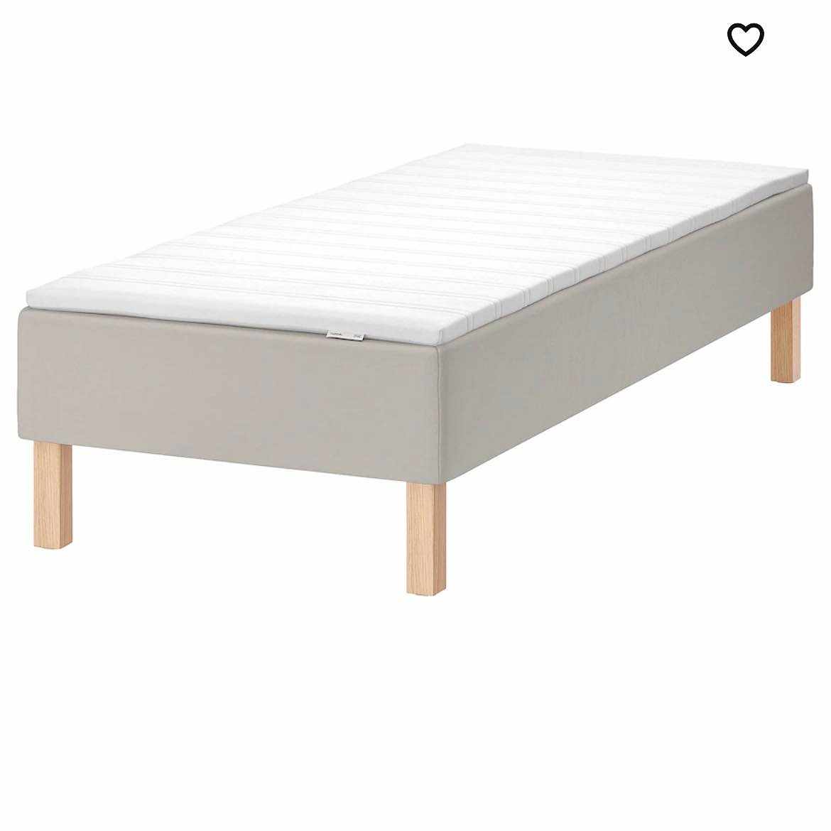 image of En 120x200cm IKEA säng - 