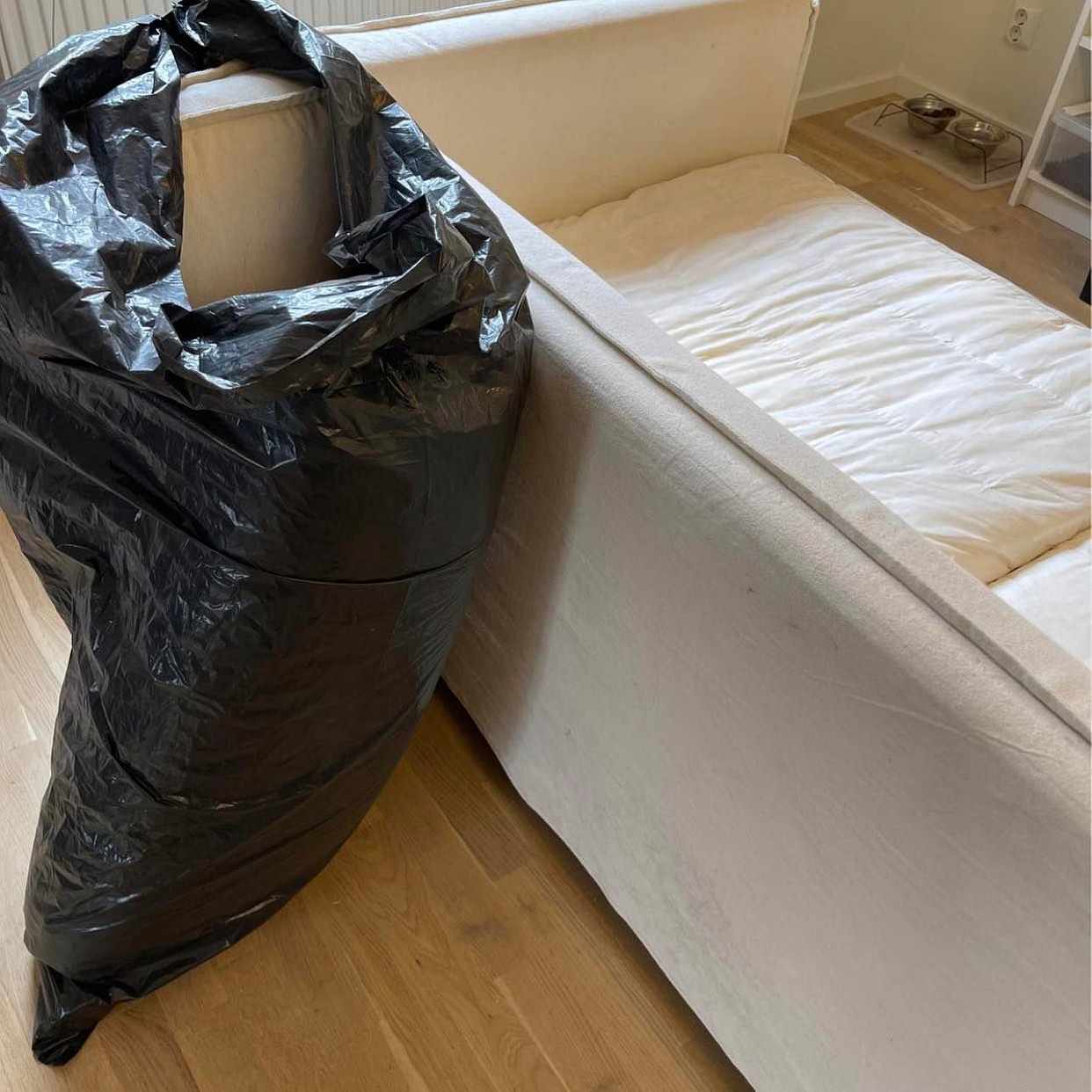 image of trasig soffa - Djursholm