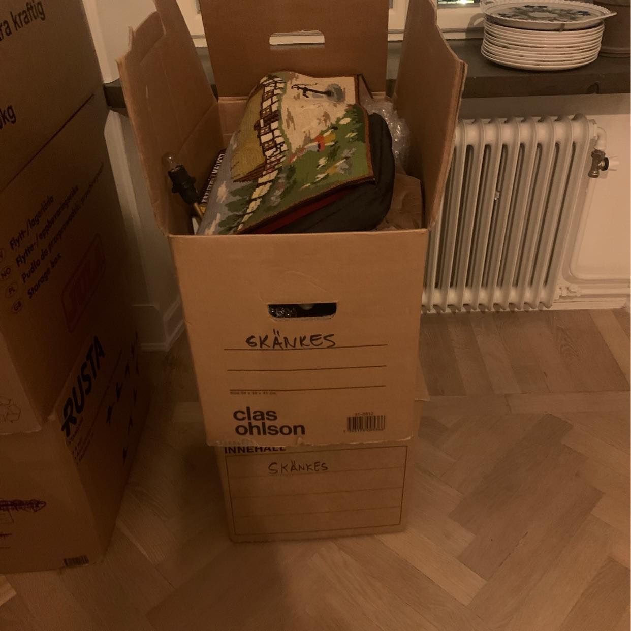 image of Skänka kartong blandat - Stockholms Stad