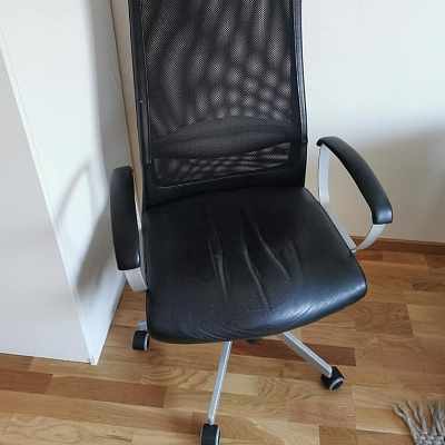 image of Office chair move - 