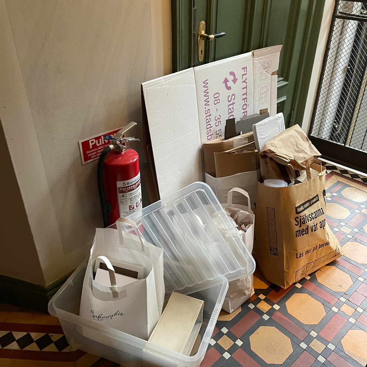 image of Remove boxes - Stockholm