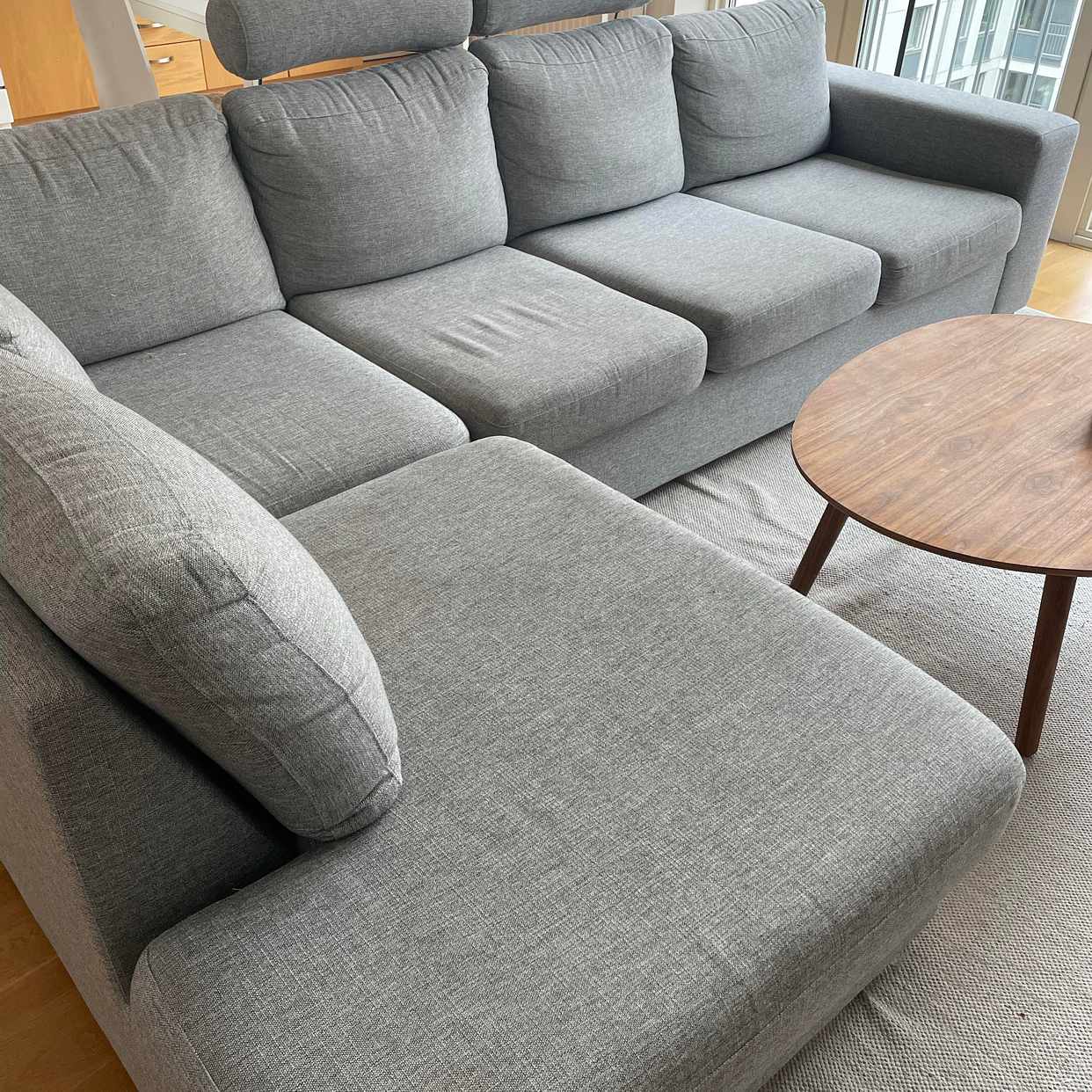 image of Soffa bortskänkes - Stockholm