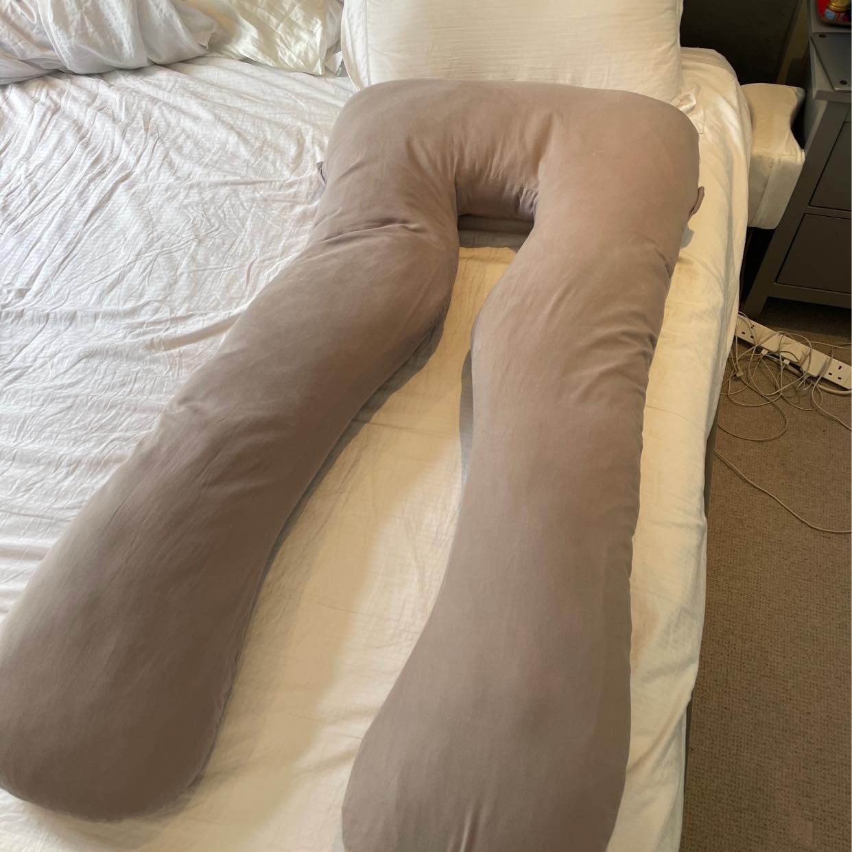image of Pregnancy pillow - London