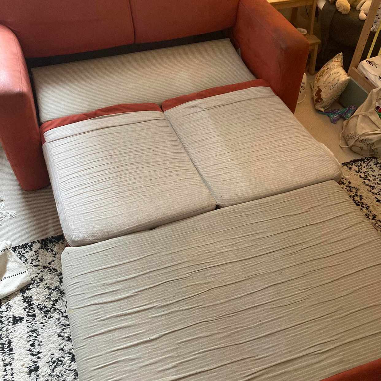 image of Collecting a sofabed - London