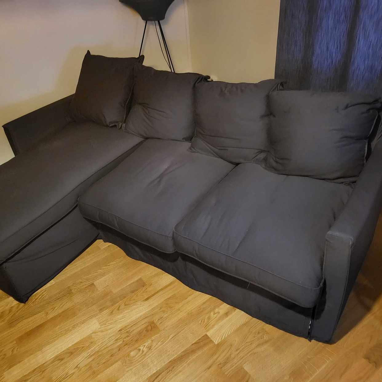 image of Soffa till återvinning - Hässelby