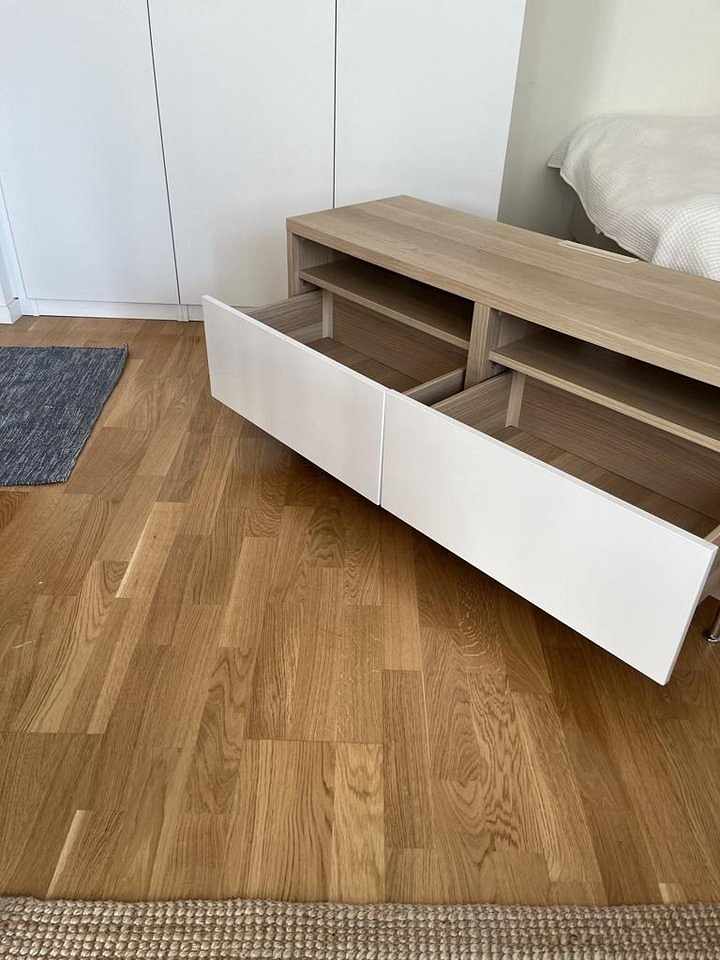 image of Ikea BESTÅ tv-bänk - 