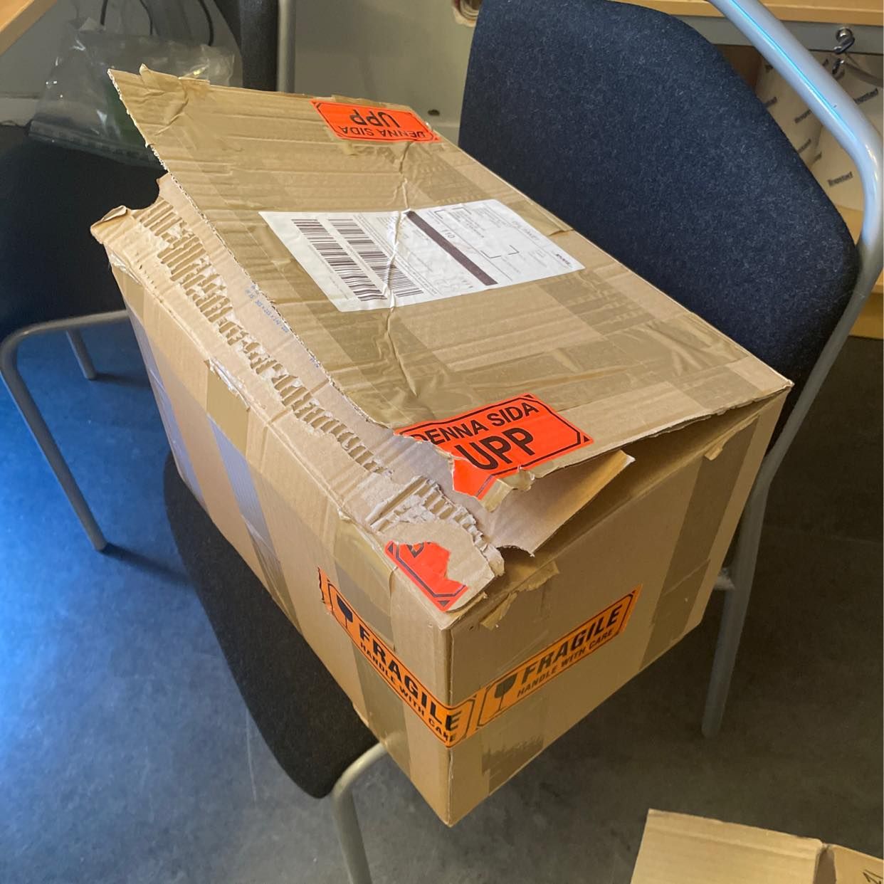 image of Help us move a box - 