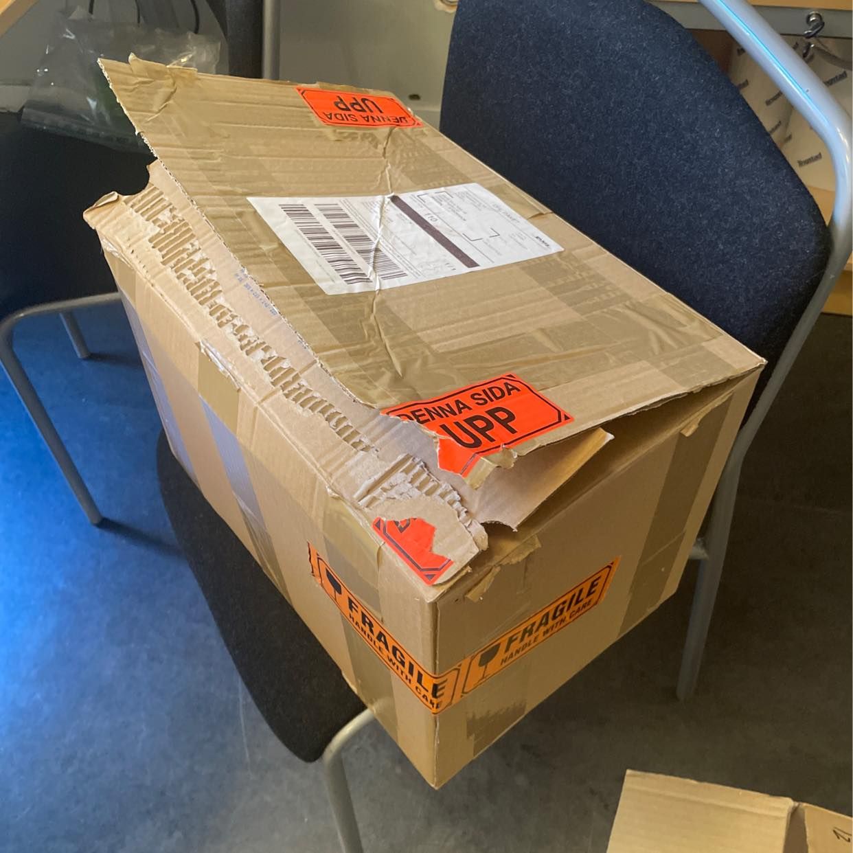image of Help us move a box - 