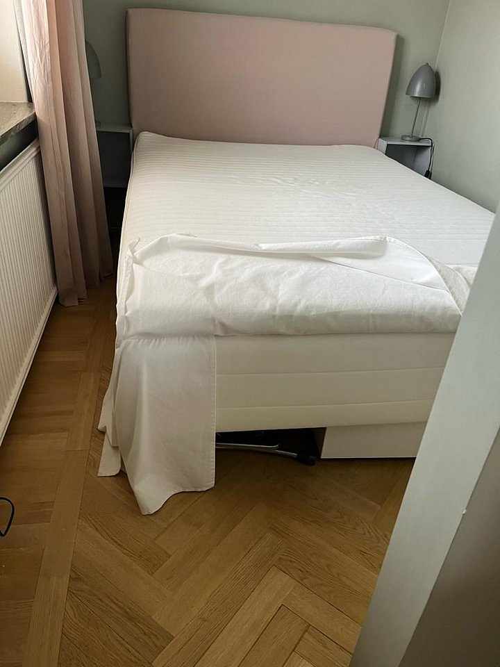 image of Säng 140cm IKEA - 