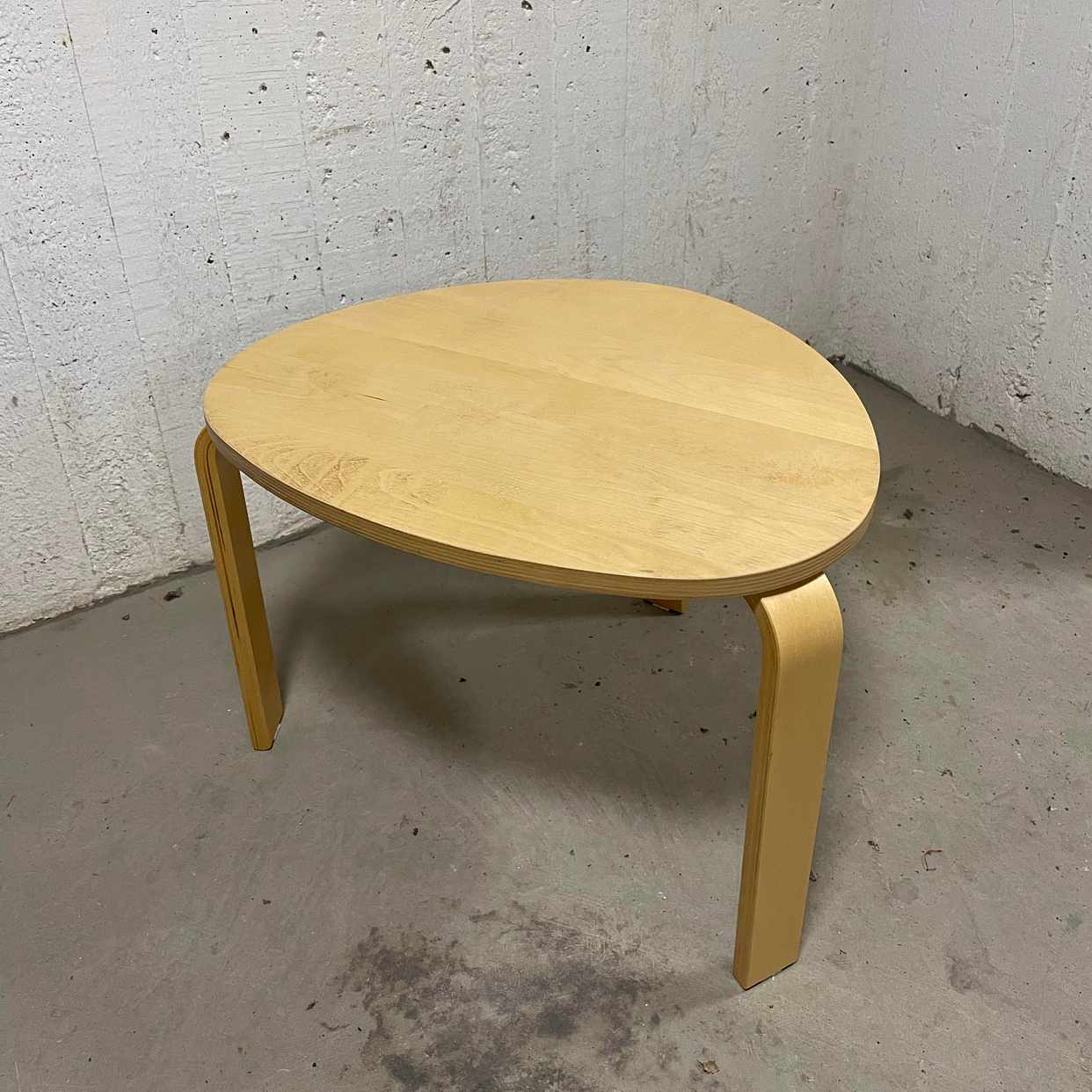image of Furniture - Handen
