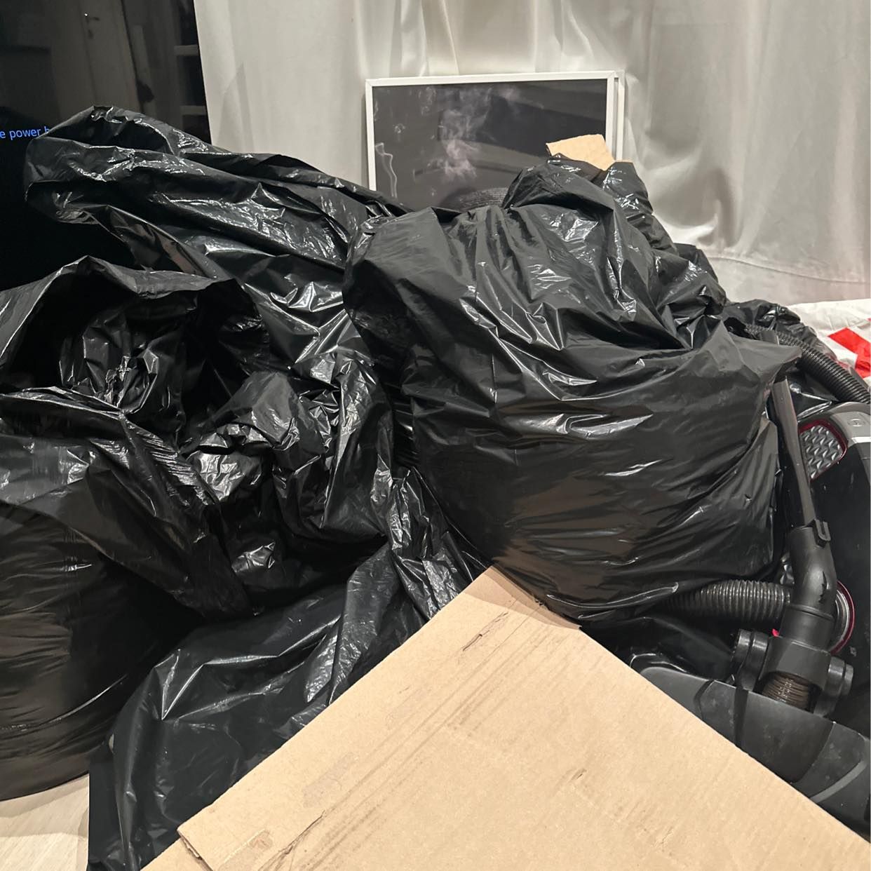 image of Scrap moving waste - Saltsjö-Boo