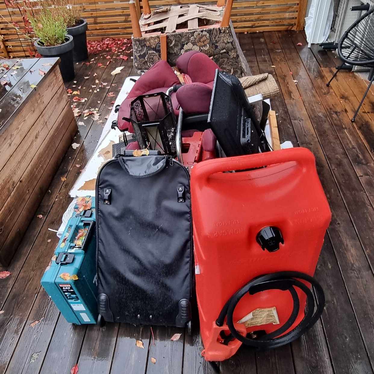 image of Byggmaterial+förrådsrens - Haninge
