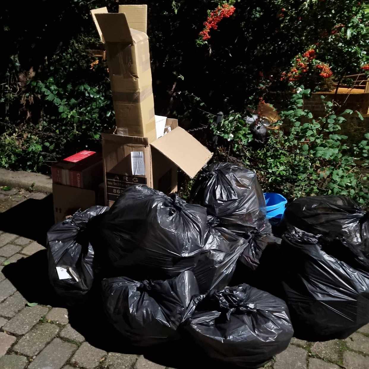 Rubbish bags London Tiptapp