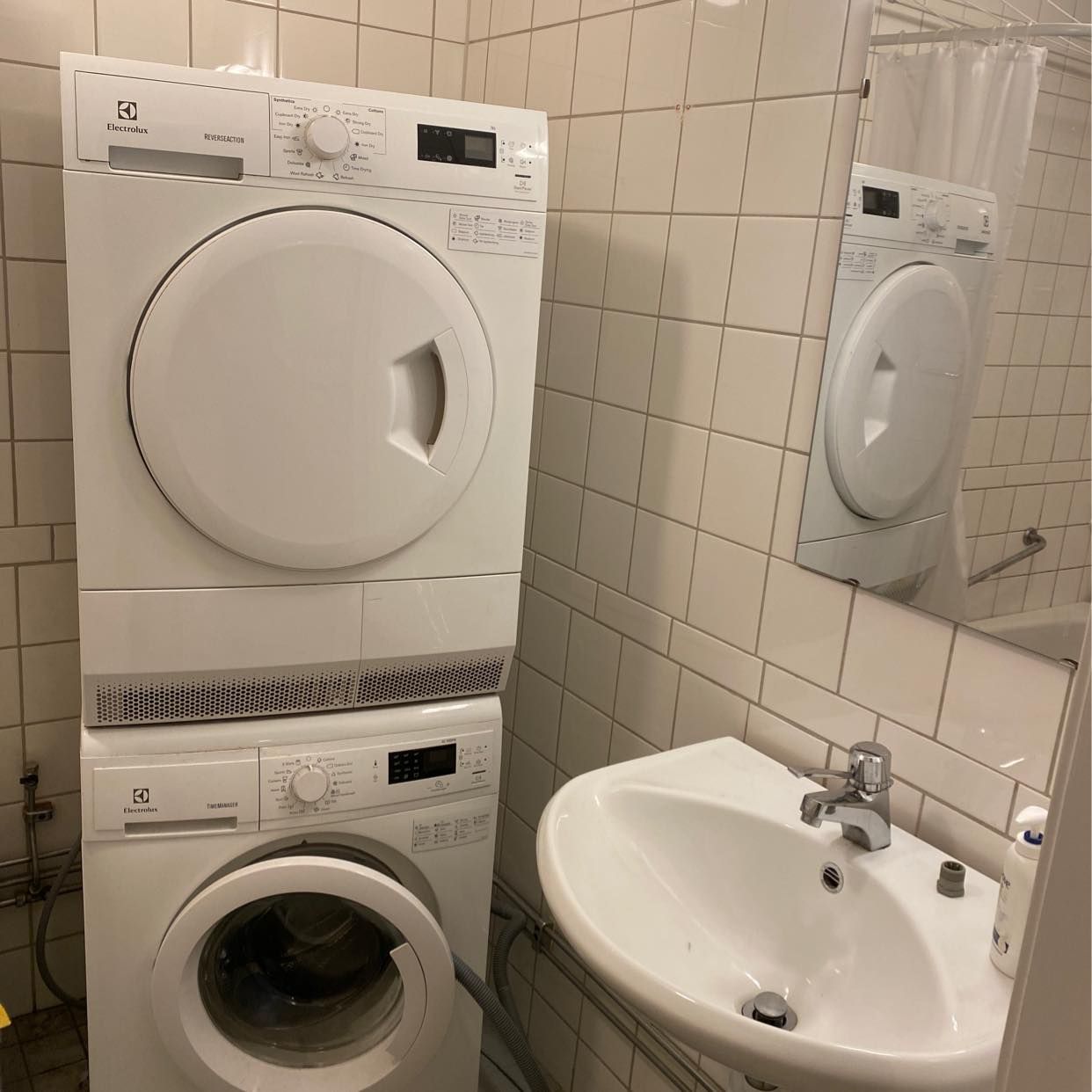 image of Washing machine/ drier - Stockholm