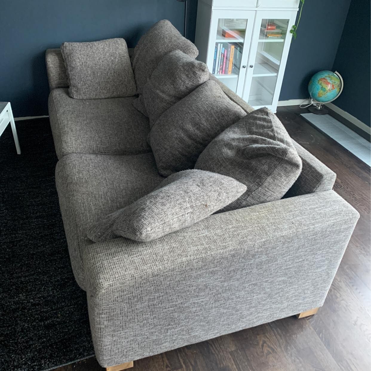 image of Move couch to recycling - Tyresö