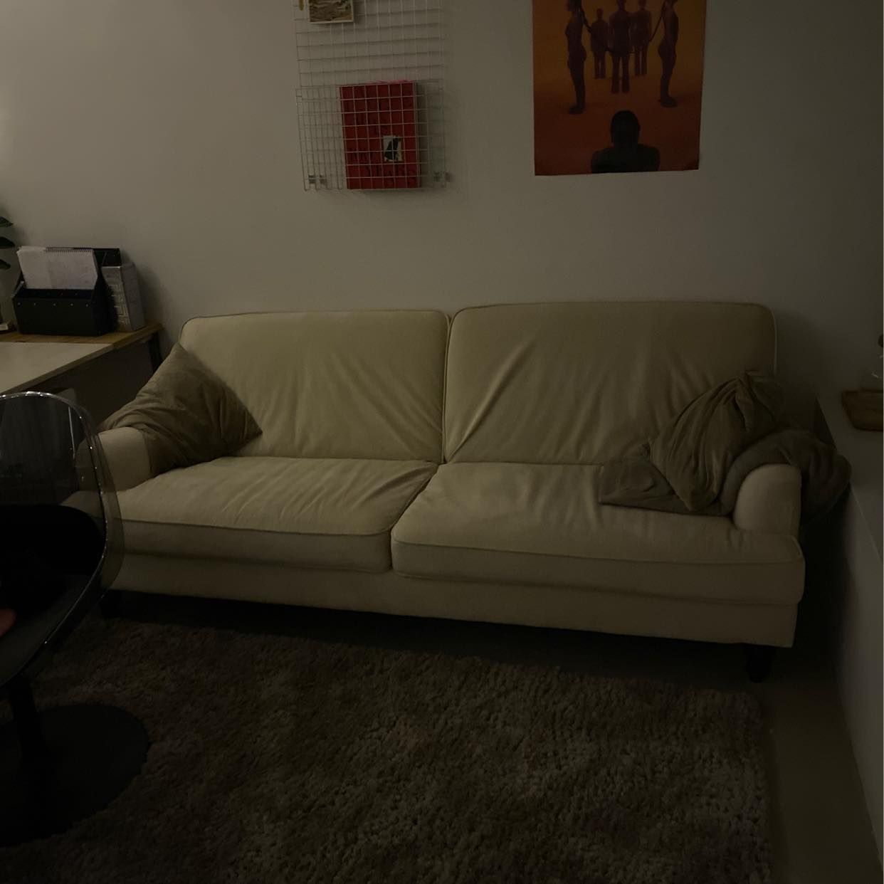 Take couch downstairs Tiptapp