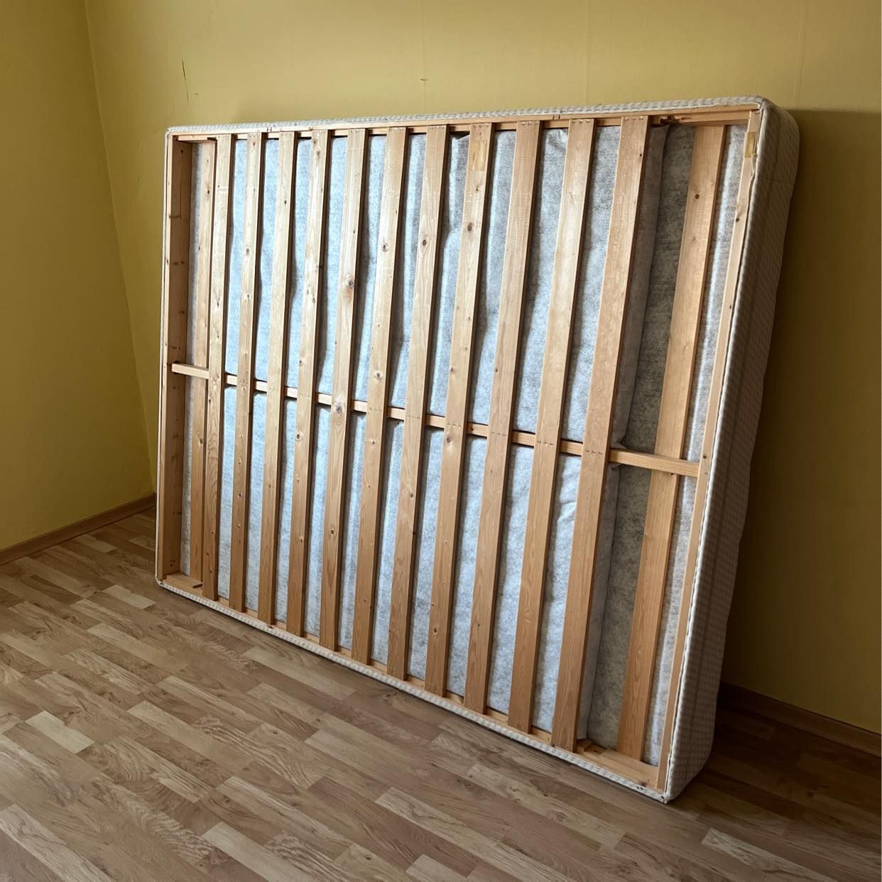 image of Resårmadrass 180x200 cm - Uppsala