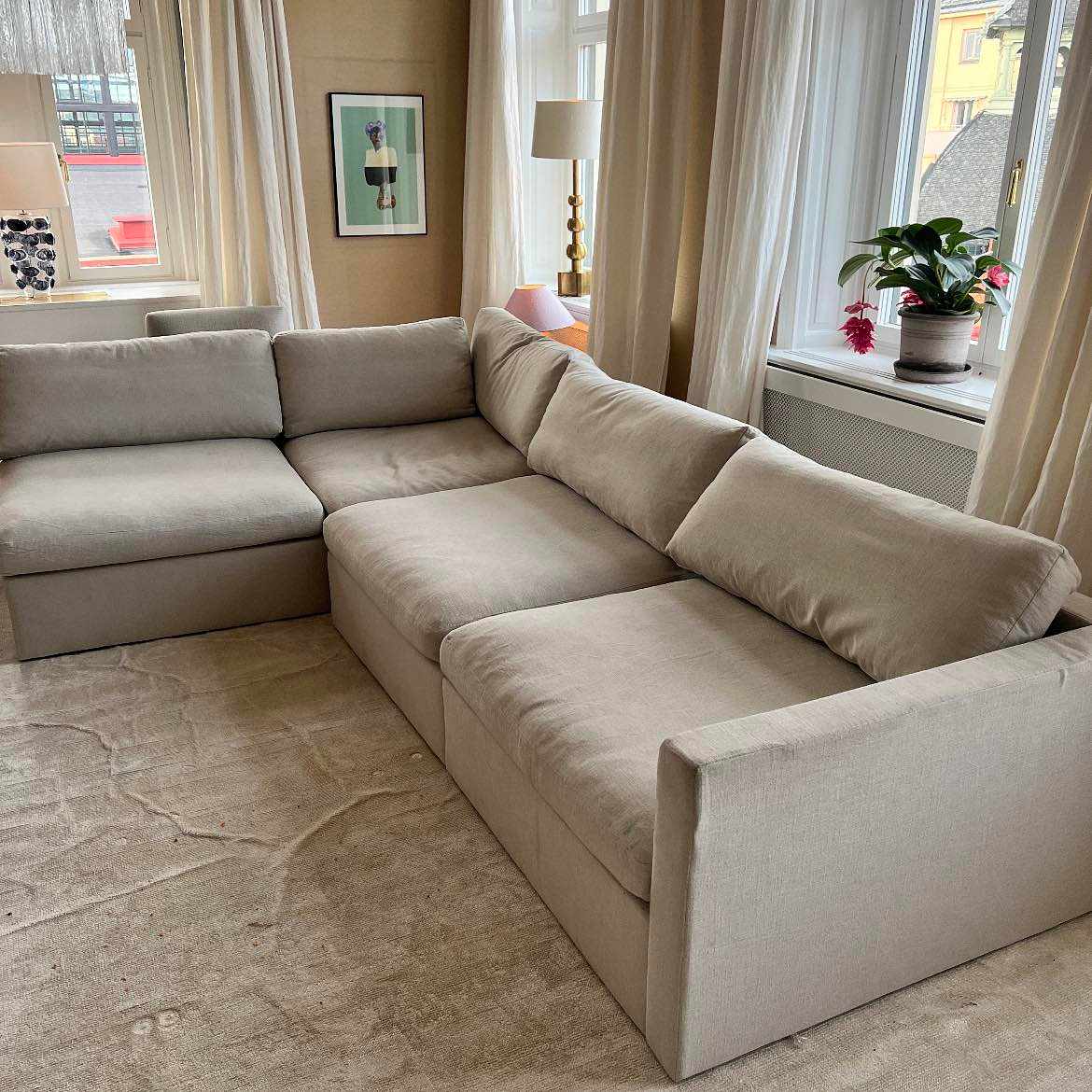 Large sofa, heavy Tiptapp