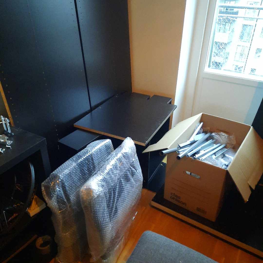 image of Pax system + 2 byråstolar - Uppsala