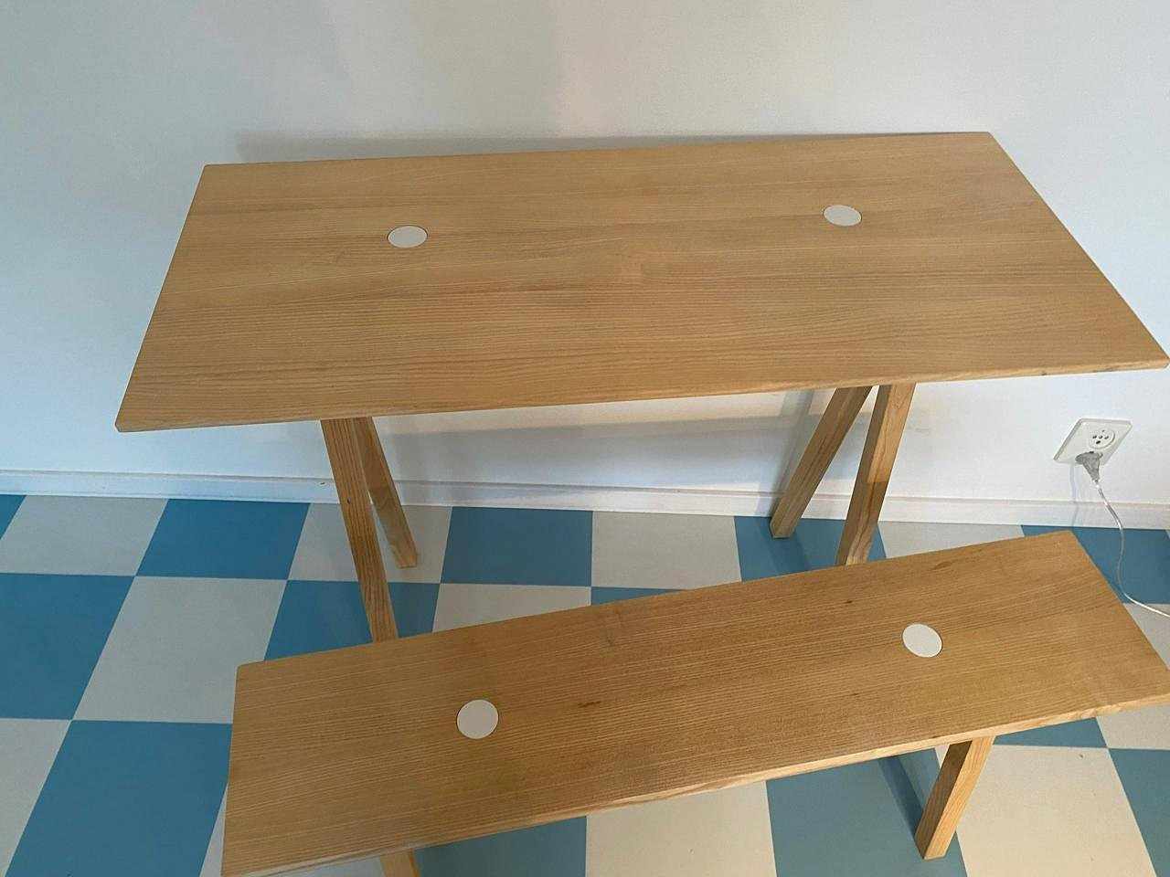 image of Bord och bänk - 