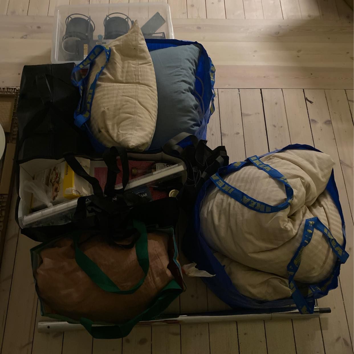 image of Short move of bags/box - 