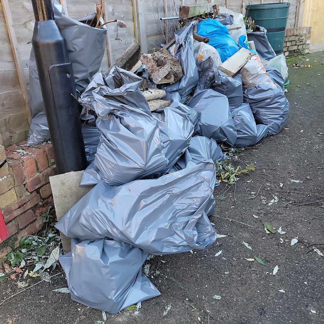 50 rubble bags of Rubble - London - Tiptapp