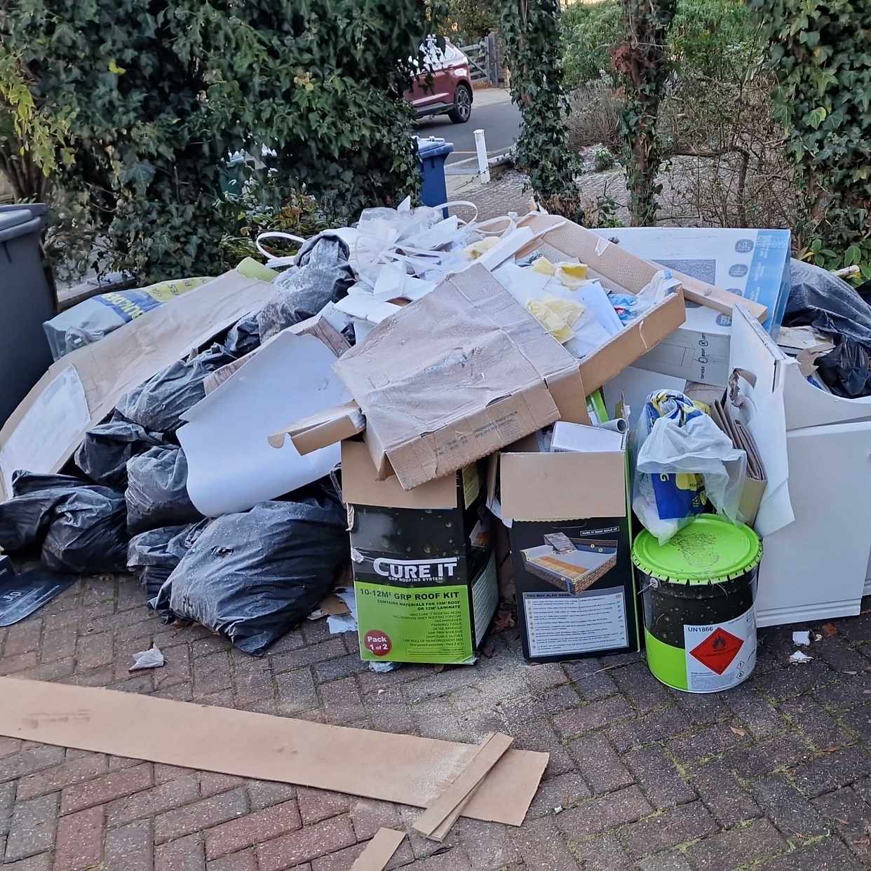 Rubbish need to remove London Tiptapp