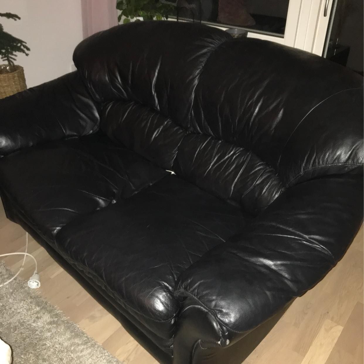 image of 3-sits och 2-sits soffa - Täby