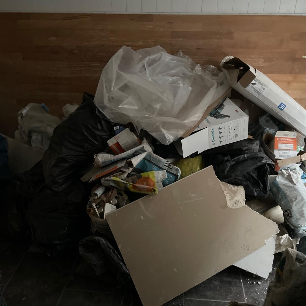 image of Big pile of trash - Stockholm
