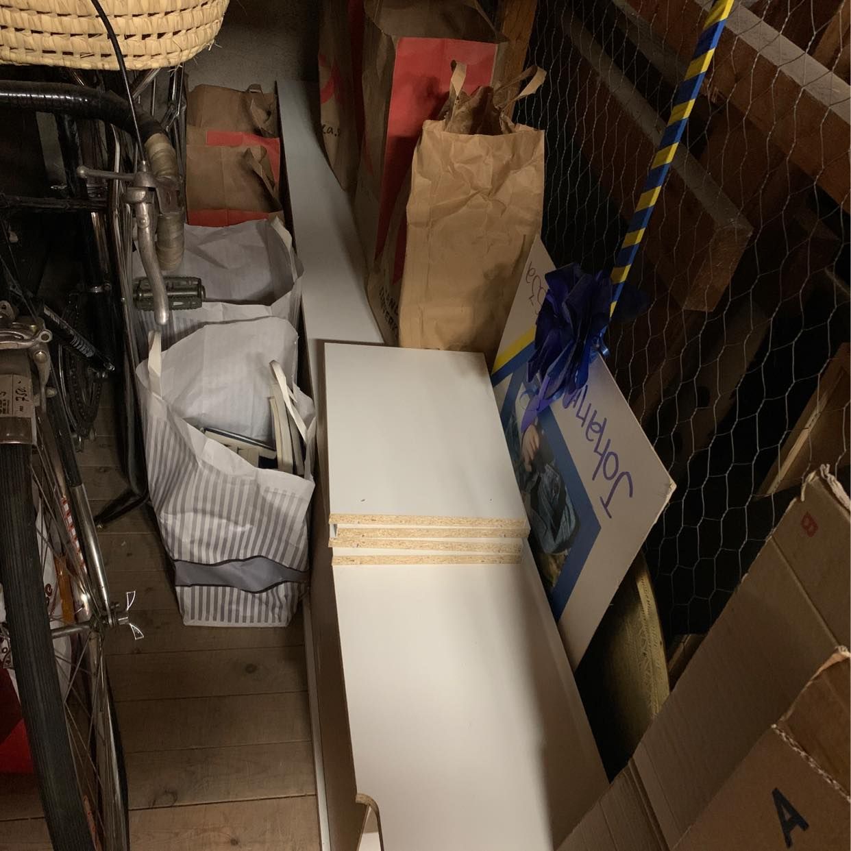image of remove furniture in pictu - Hägersten