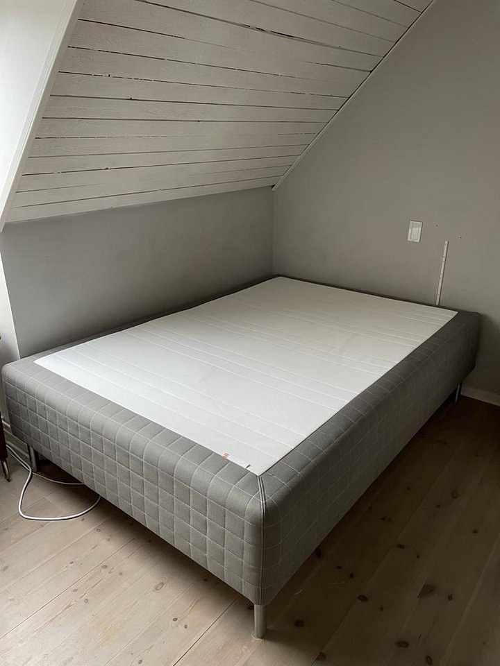 image of resårmadrass Ikea Skotter - 